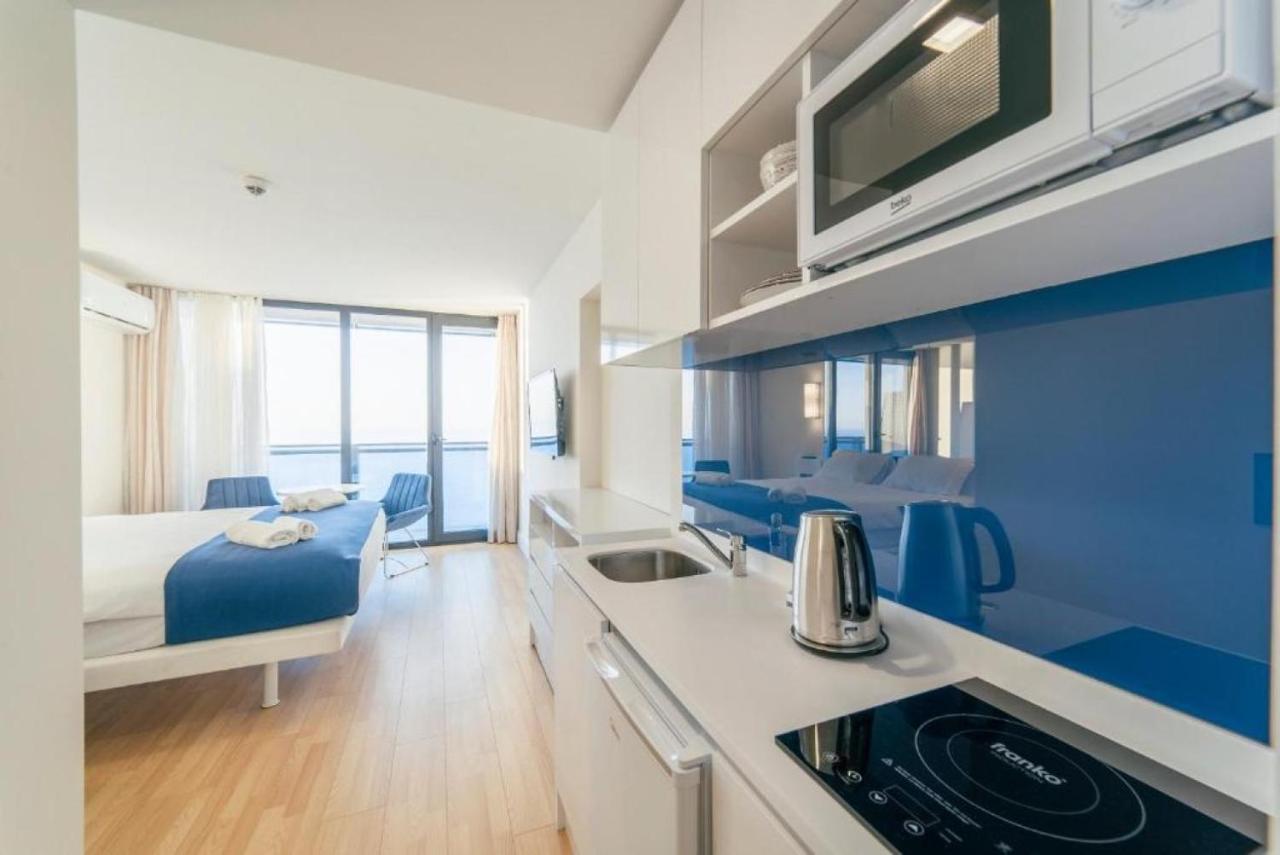 Orbi City Sea Side & Sea View Apartments Batumi Exterior foto