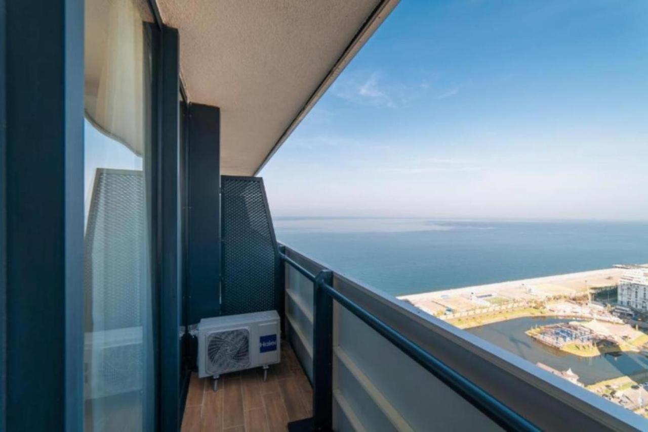 Orbi City Sea Side & Sea View Apartments Batumi Exterior foto